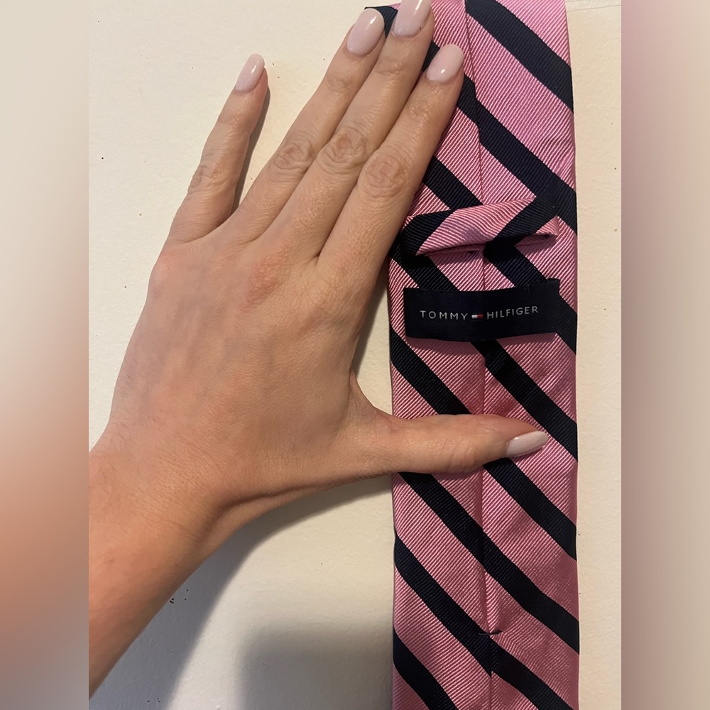 Tommy Hilfiger pink/black striped tie - work once